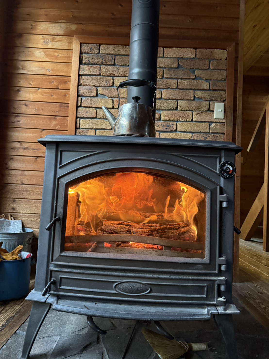 薪ストーブ始めましたpage-visual 薪ストーブ始めましたビジュアル