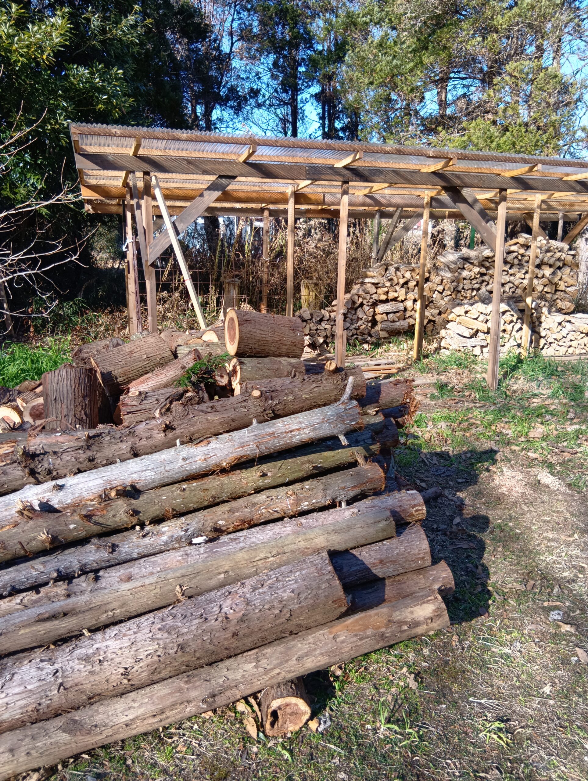 薪作りは大変だ～page-visual 薪作りは大変だ～ビジュアル